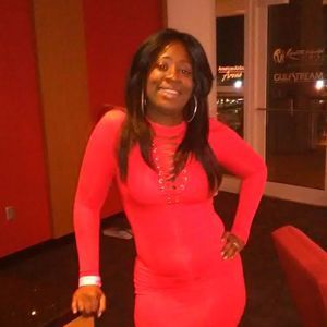 Meet your Posher, Latoya